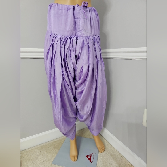 New design Punjabi suit patiala suit ready made stitched size M bridal w… - Picture 4 of 7